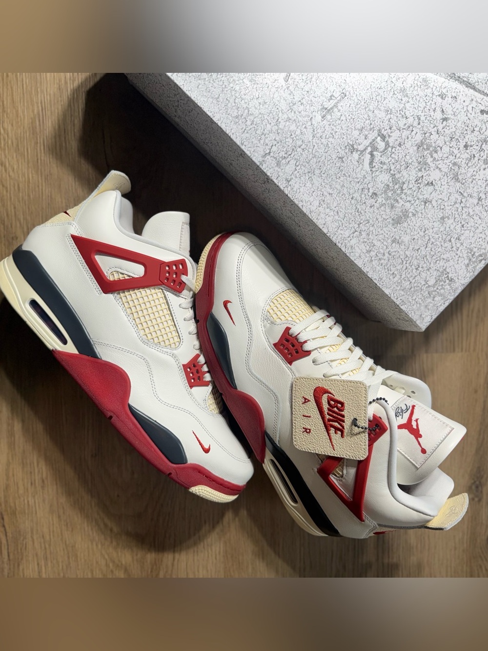 Jordan 4 Retro OG Nigel Sylvester
Brick After Brick (sz 15) - Picture 5 of 8